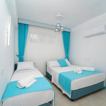 Royal Beach Hotel
