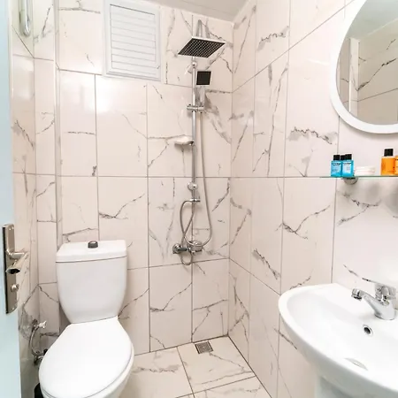 Royal Beach Szálloda 5*