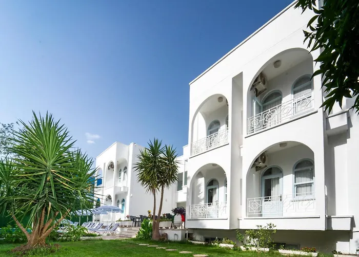 Royal Beach فندق